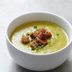 Creamy Potato and Asparagus Soup