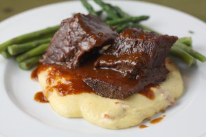 Sweet Apple and Orange Soy Glazed Short Ribs