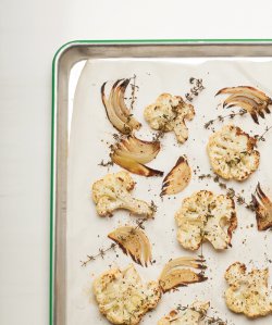 Garlic-Roasted Cauliflower & Onions