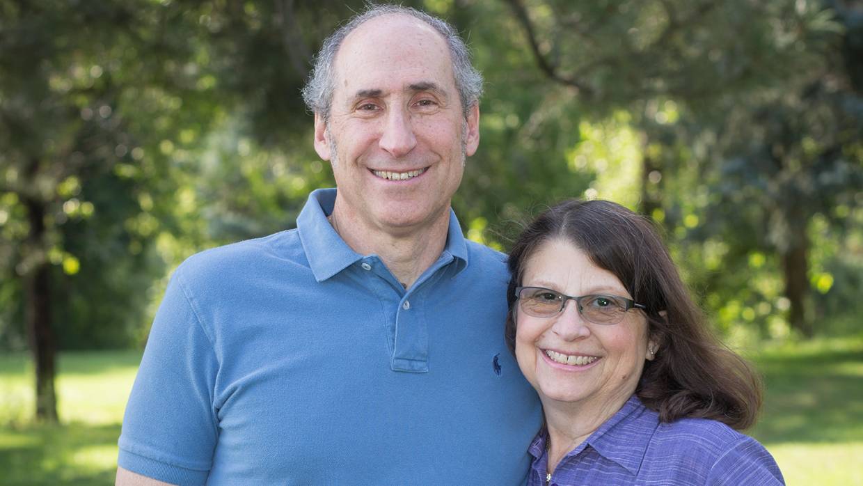 How Preparing for My Husband’s Unveiling Helped the Grieving Process | Aish